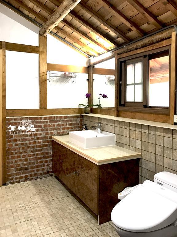 Bamboo House Zhushan Exterior foto